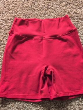 Ptula Sierra 6" Short